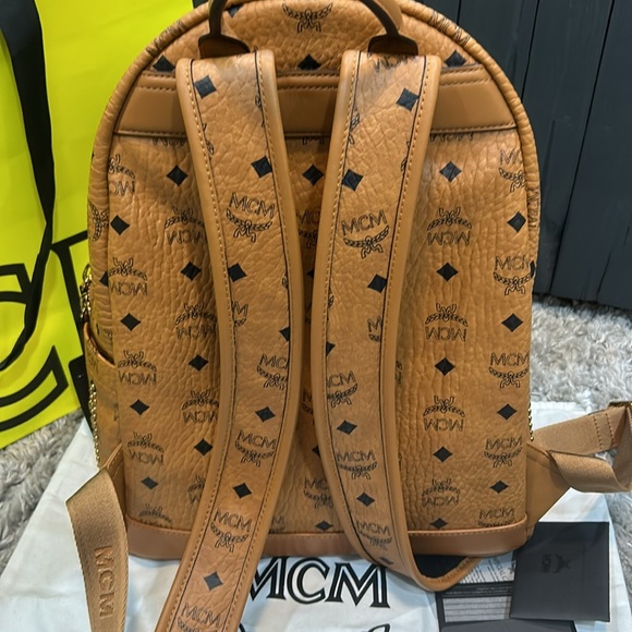 MCM backpack (BNWT)UNISEX HOST PICK - Picture 7 of 12